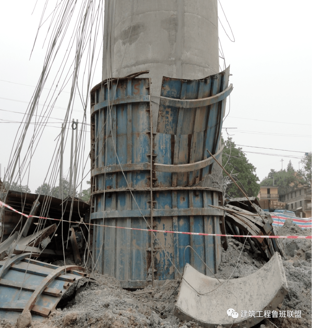 隔着屏幕都感到绝望……_模板_混凝土_施工