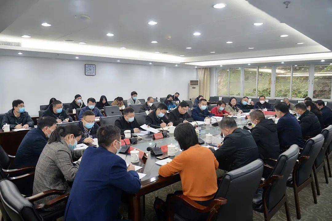 市人大法制委主任委员严孟灿,常委会法工委主