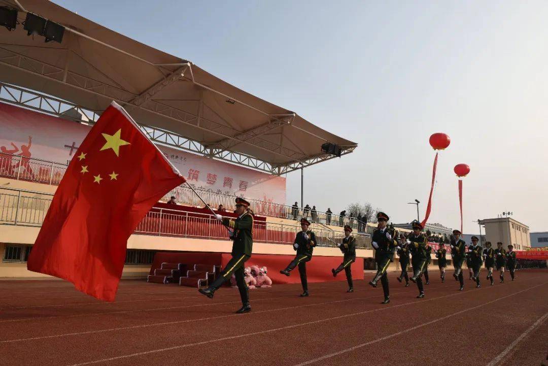 临猗中学举行2023届高三成人礼暨百日誓师大会_家长_祝福_人生