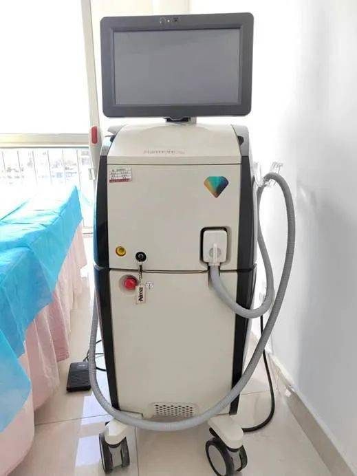 飞顿新辉煌360光子嫩肤:治疗毛孔粗大 色斑 暗沉水光针:快速补水提高