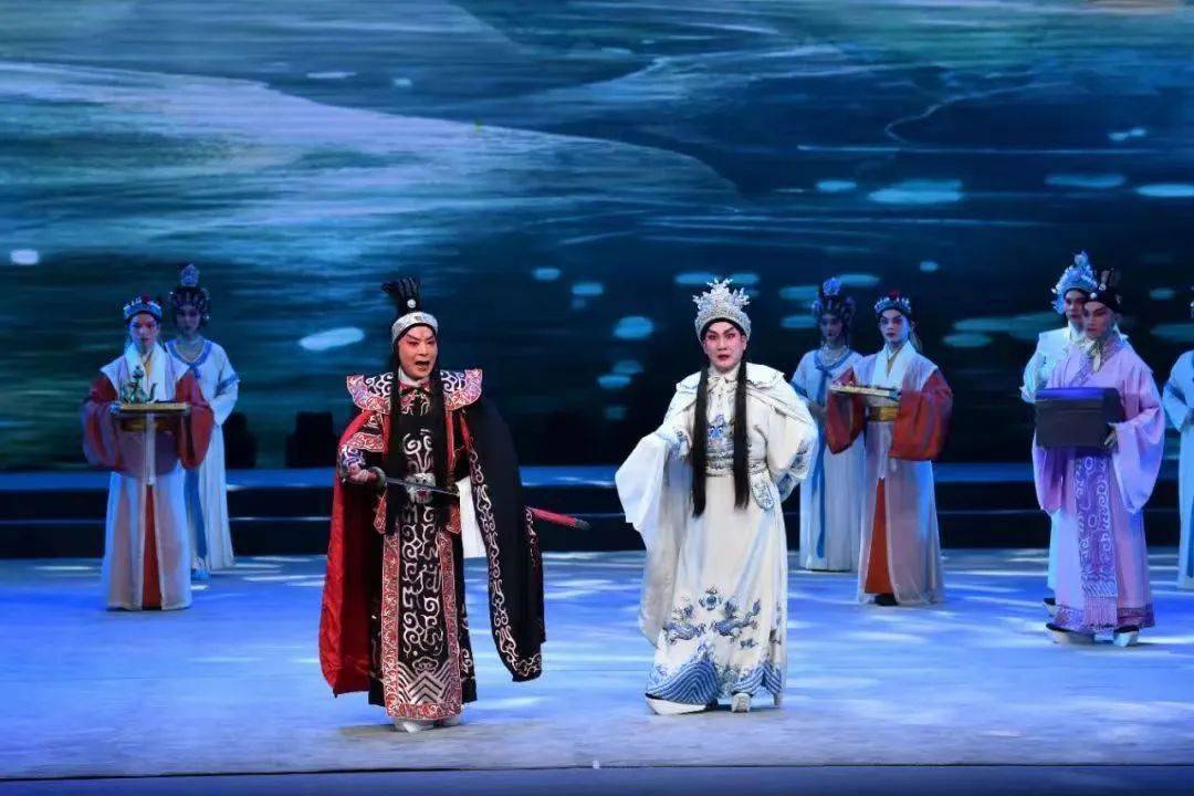 戏剧名家于魁智,欧凯明,陈韵红,李胜素,黎骏声,崔玉梅,吴非凡,杨霞云