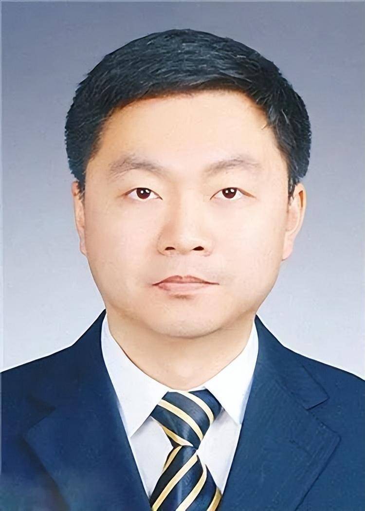 38岁的他成全国最年轻正厅干部!"80后"正厅级都有谁?
