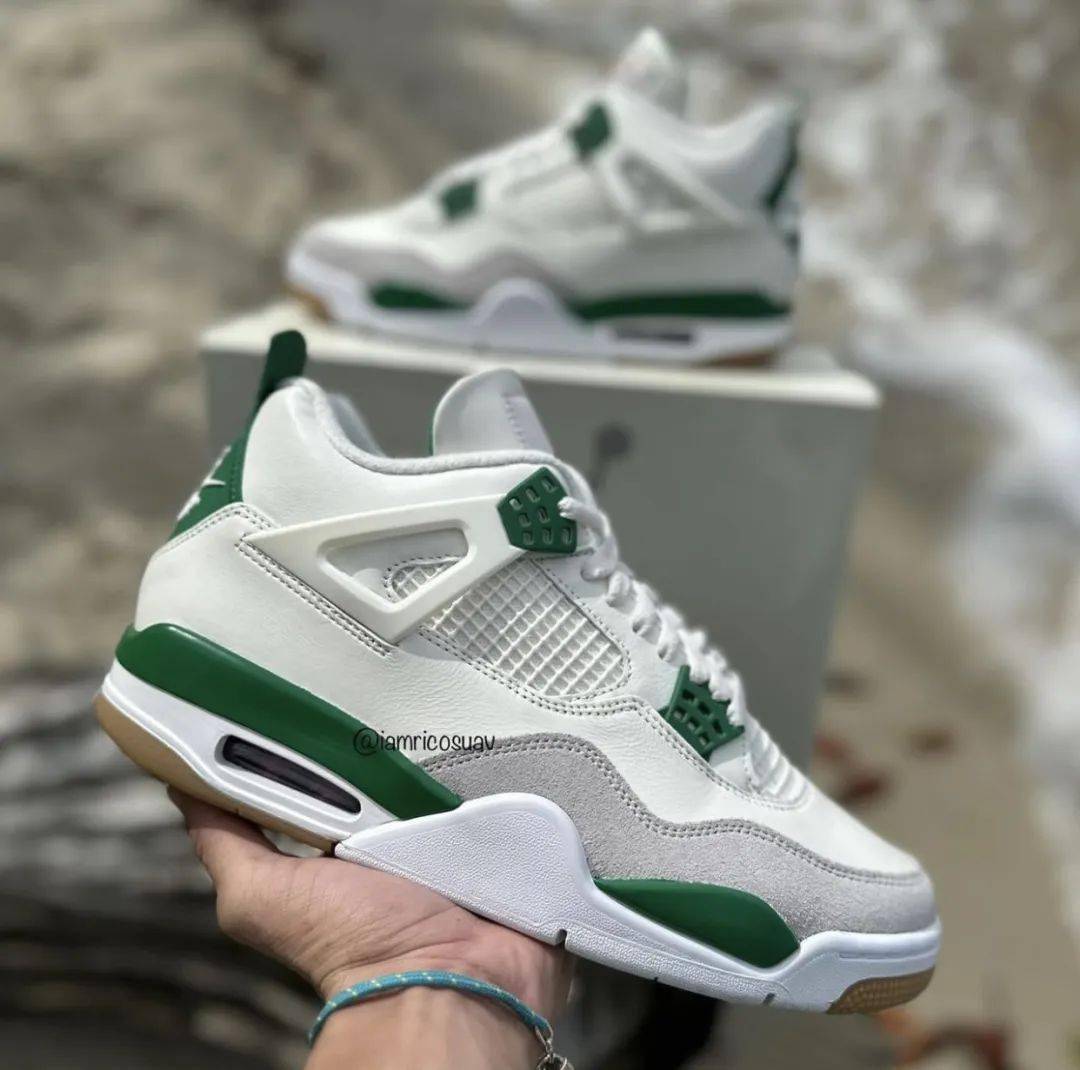 新品未使用！NIKE AIR JORDAN４SB PINE GREEN-