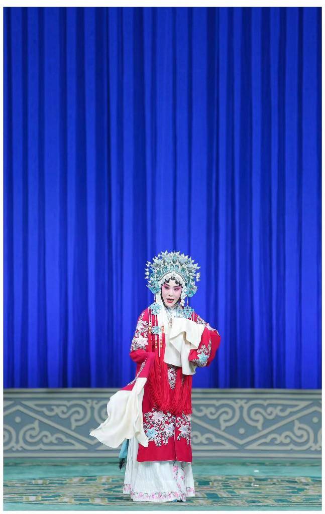 市豫剧团前身为西安狮吼剧团,作为狮吼剧团走出去的豫剧名家陈素真