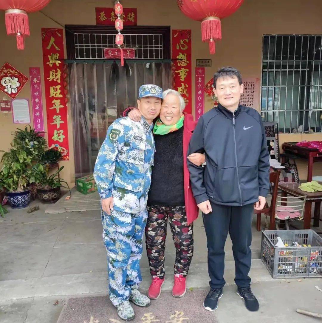 在河南省确山县有着这样一个妈妈