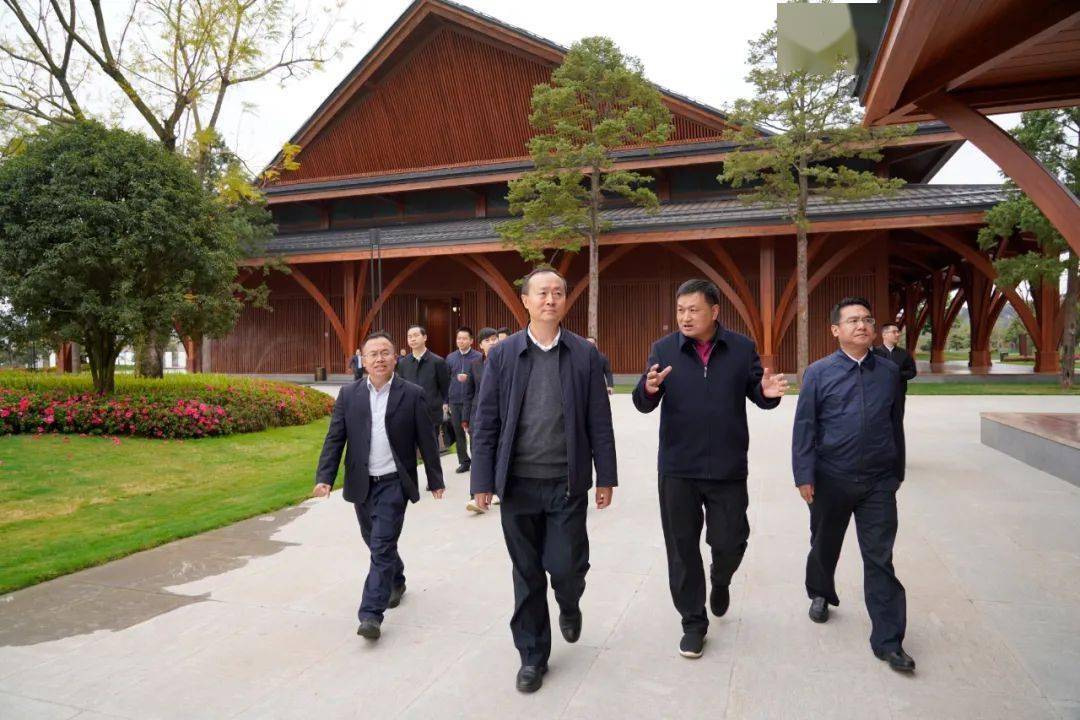 县委书记王显晖率队赴云南省开展招商引资考察调研_发展_旅游_宁南县