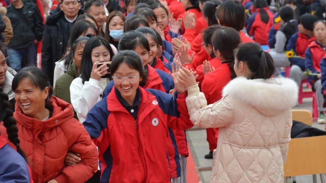 来源: 砚山县民族中学,如有侵权请联系我们予以