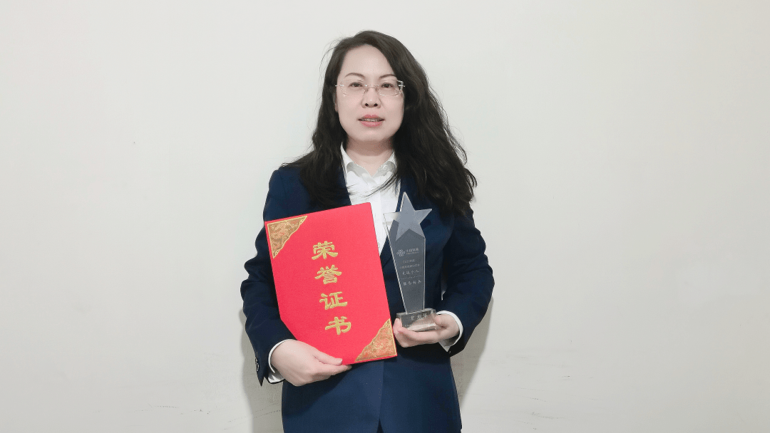 追“锋”路上的联通红_大娘_服务_李雯