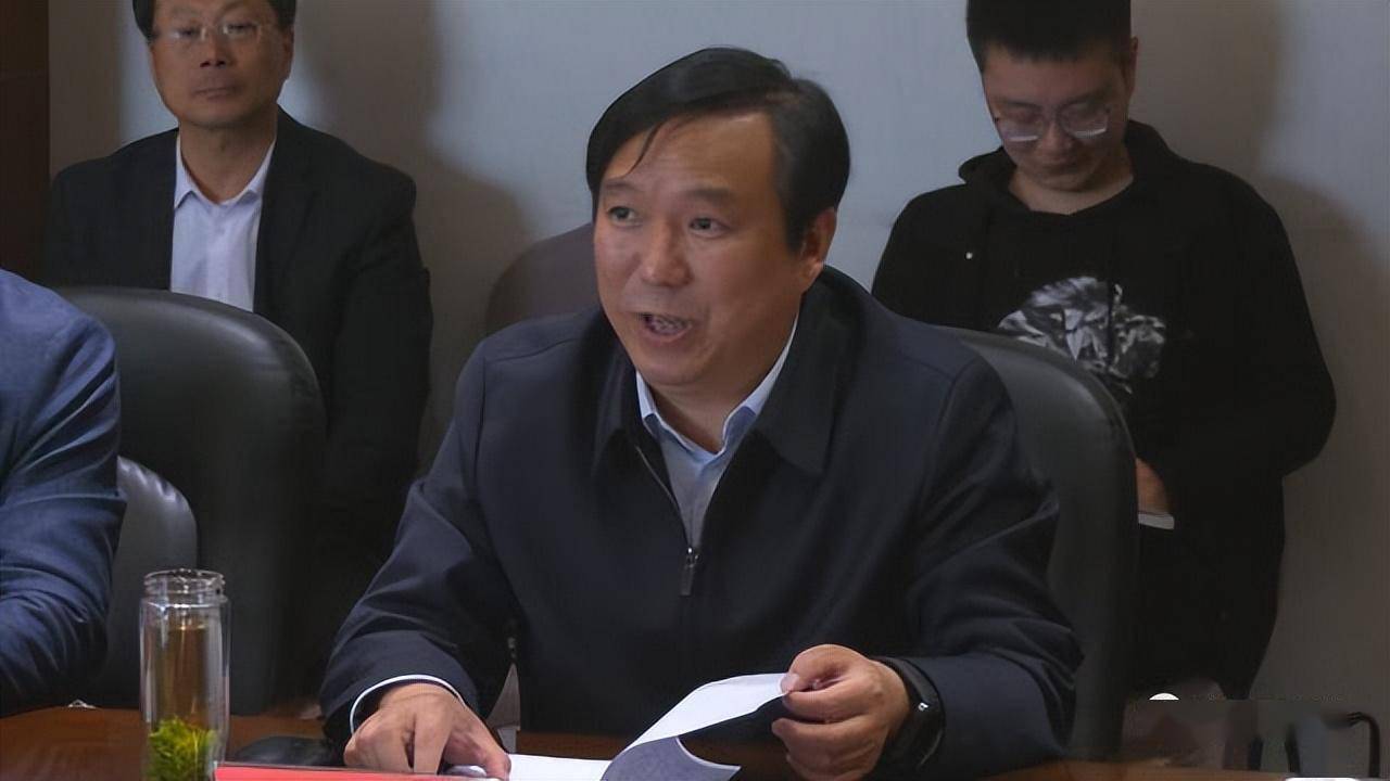 8亿元!智能数控机床生产项目落户镇平_发展_镇平县_董卓会