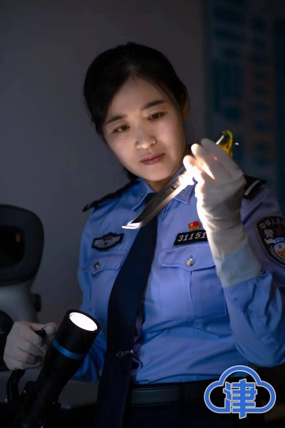 津云:刑警队里的"女汉子" 绽放女警独特之美