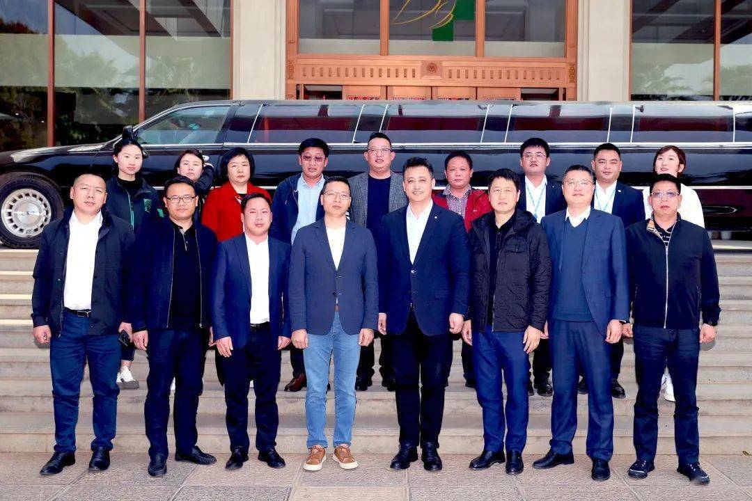 一心堂药业集团&伊利集团开展合作交流会_双方_会议_进行了