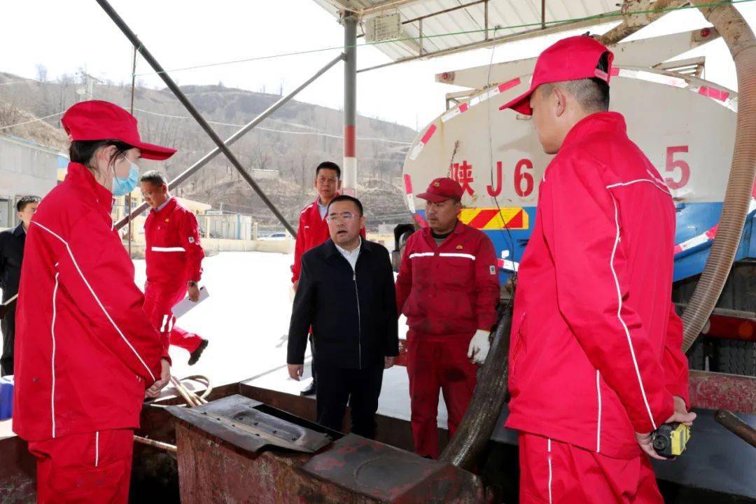 李文明强调,油田各级各单位要深入贯彻落实党的二十大精神,陕西省"三