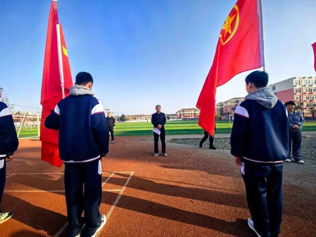 萧县城南初级中学"弘扬雷锋精神 爱护绿色家园 争做新时代好少年 "