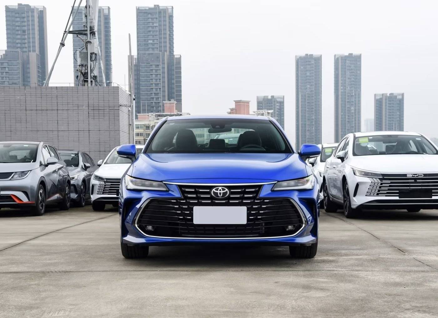 丰田亚洲龙和凯美瑞哪个好看些,车友来告诉你,亚洲龙车友群(501期)