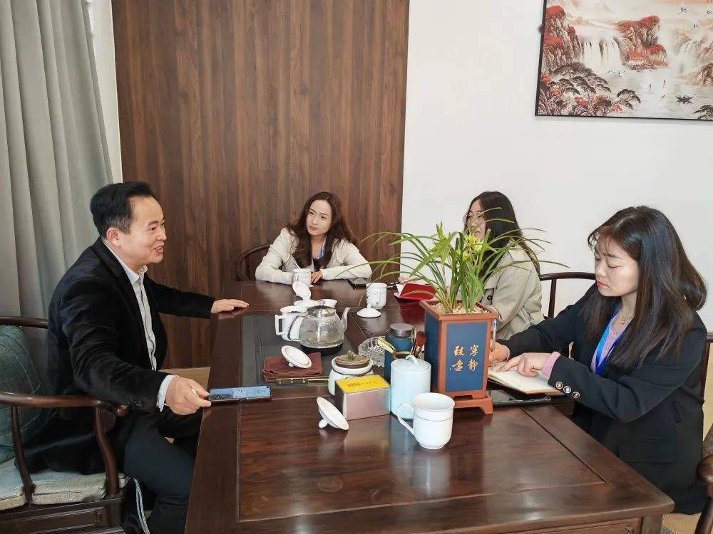 林城镇代表在行动 | 施小红:听民声,访民情!履职尽责显担当!