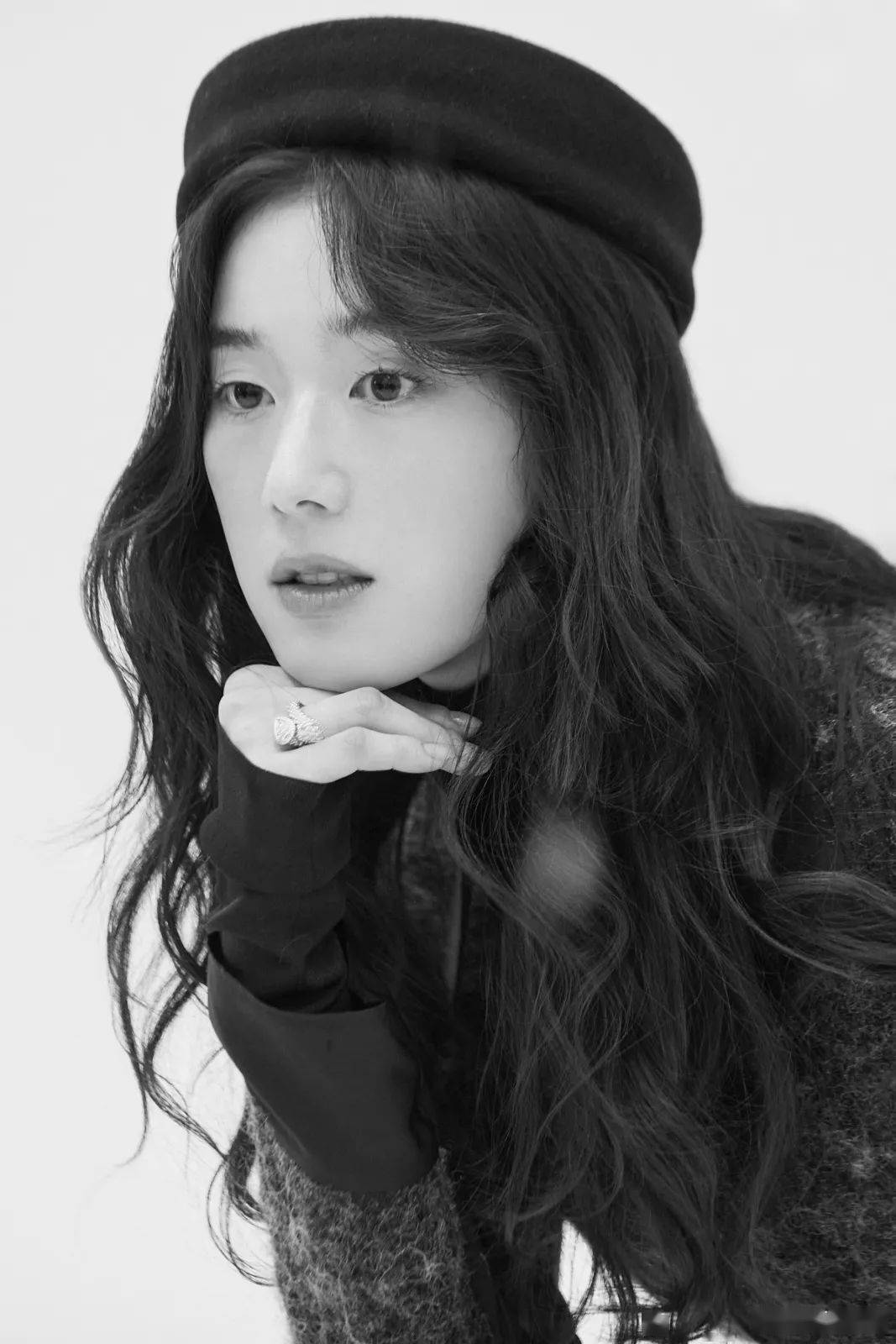 温婉美丽的郑恩彩|赏色_安娜_真假_作品