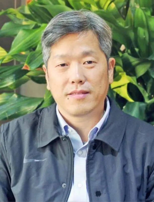 华东六少社长总编谈：若何构建新型阅读产物？