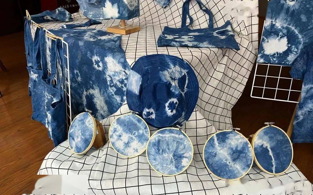 布里生花,你一定不能错过的幼儿园扎染风环创,艺术感爆棚~|环创分享