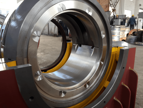 大型电机滑动轴承刮研的技术要求和方法_轴瓦_润滑油_间隙