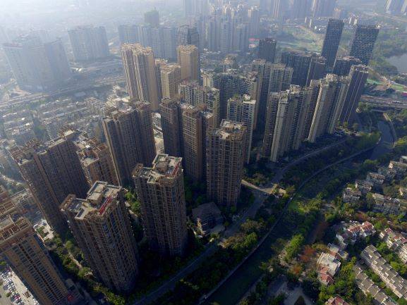 成都2023年首场土拍明显升温 业内:楼市成交“飘”红起到带动作用_地块_房企_价格