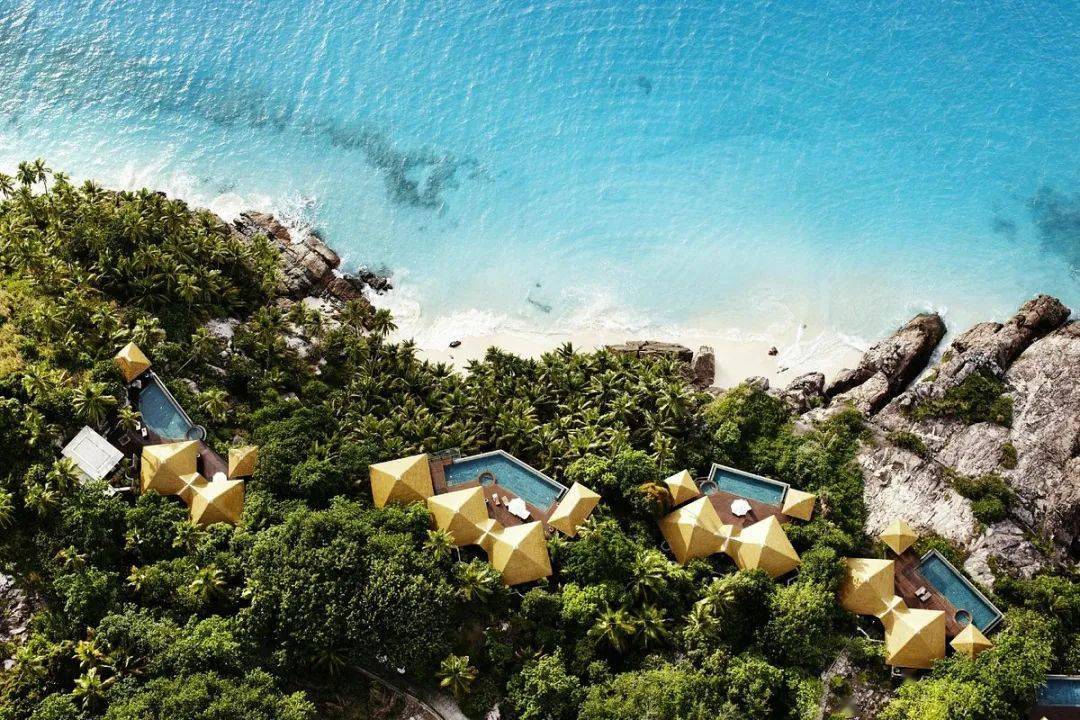 一起云入住,沉浸式读懂这 8 家全球奢华私人海岛酒店_度假_岛屿_别墅