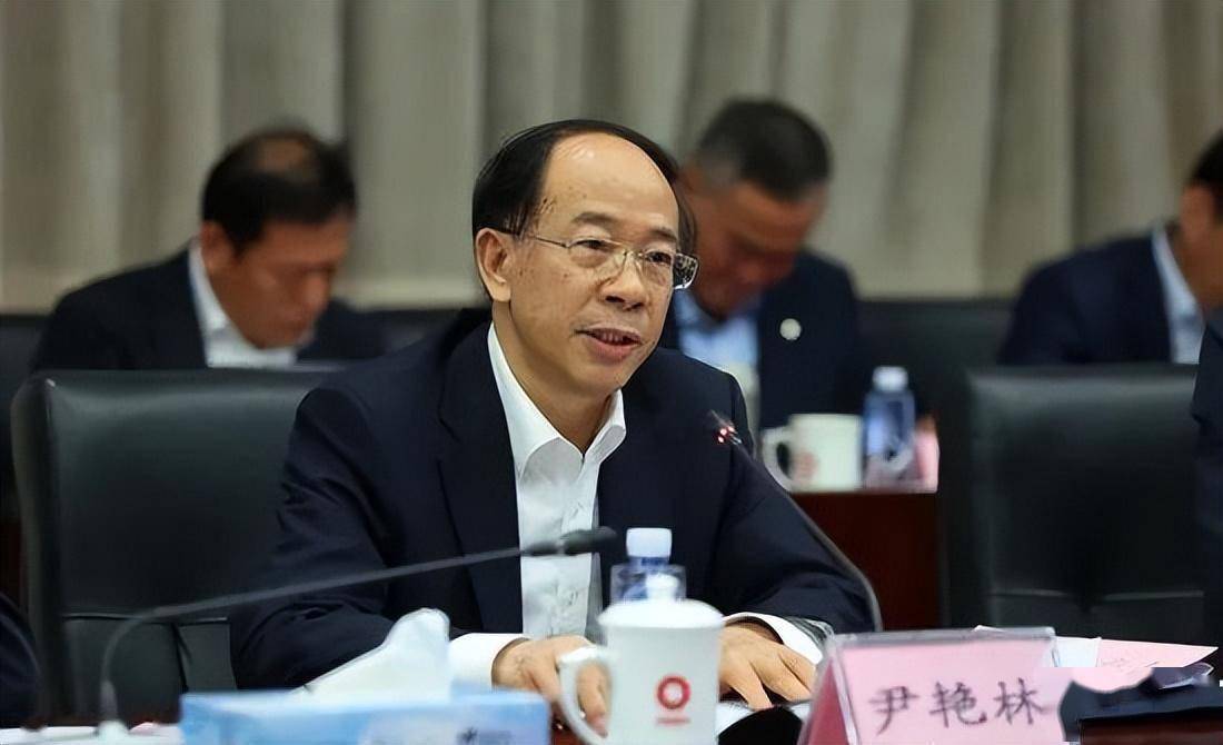 中财办副主任:关于"两个毫不动摇",我谈3点体会_发展_企业_国企