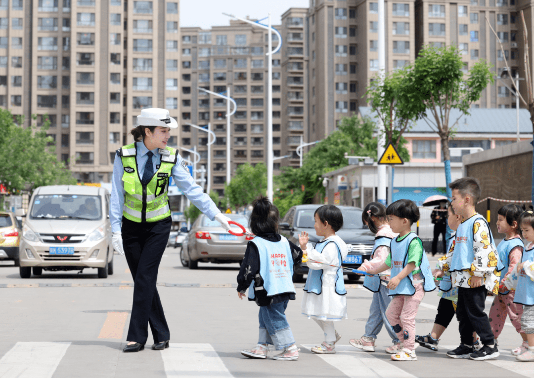 路上千般景 最美是文明！榆林聚力打造文明有序道路交通环境 工作 市民 部门