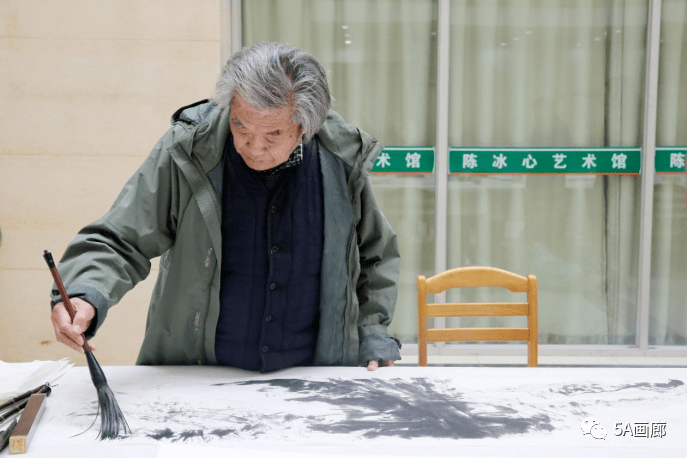 【5a现场】台州学院王天民书法与写意山水画工作室艺术家一行莅临我校