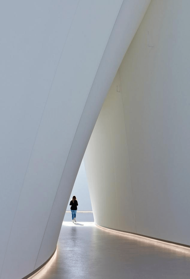 ������ѧ���ý������ڵ��߼���