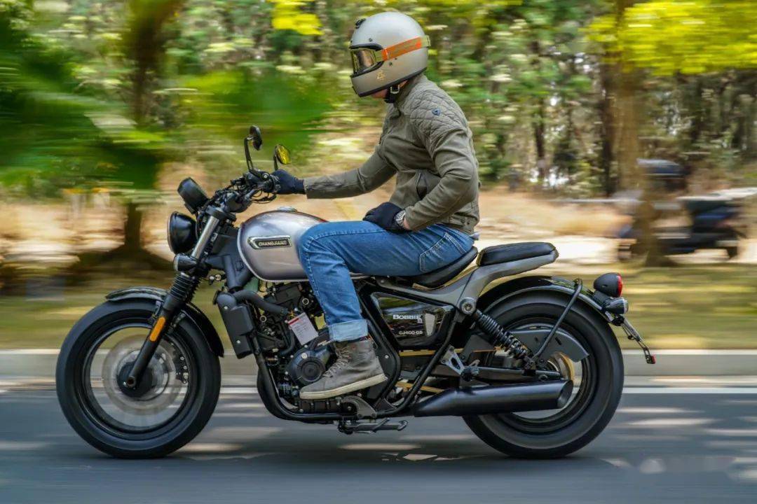 长江的两轮复古破局者 bobbie 450s抢鲜体验丨把玩_搜狐汽车_搜狐网