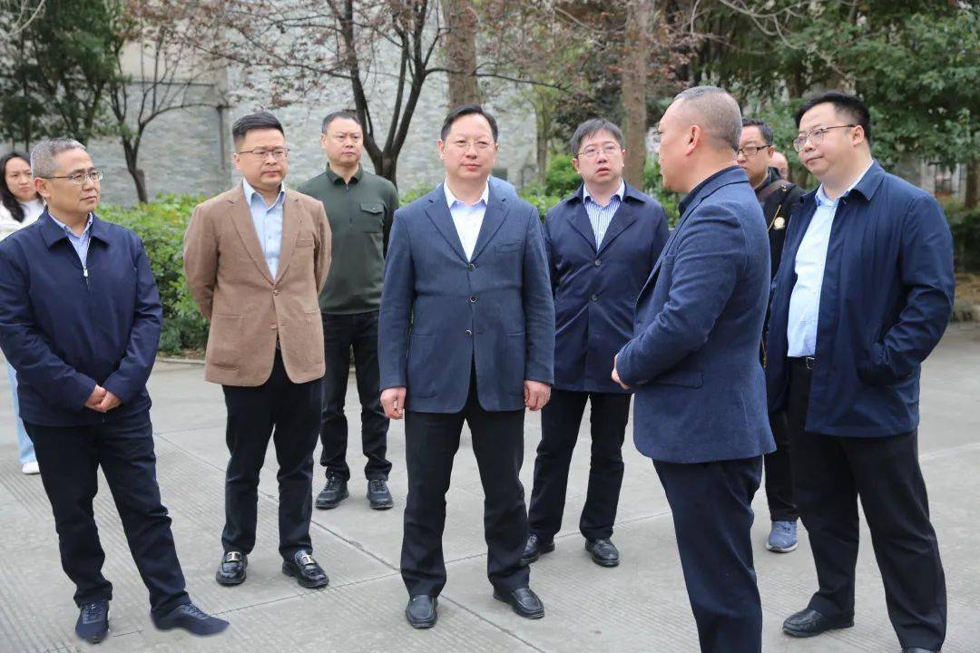 李昊天在督导调研文明城市创建,安全生产,重点项目建设等工作时强调