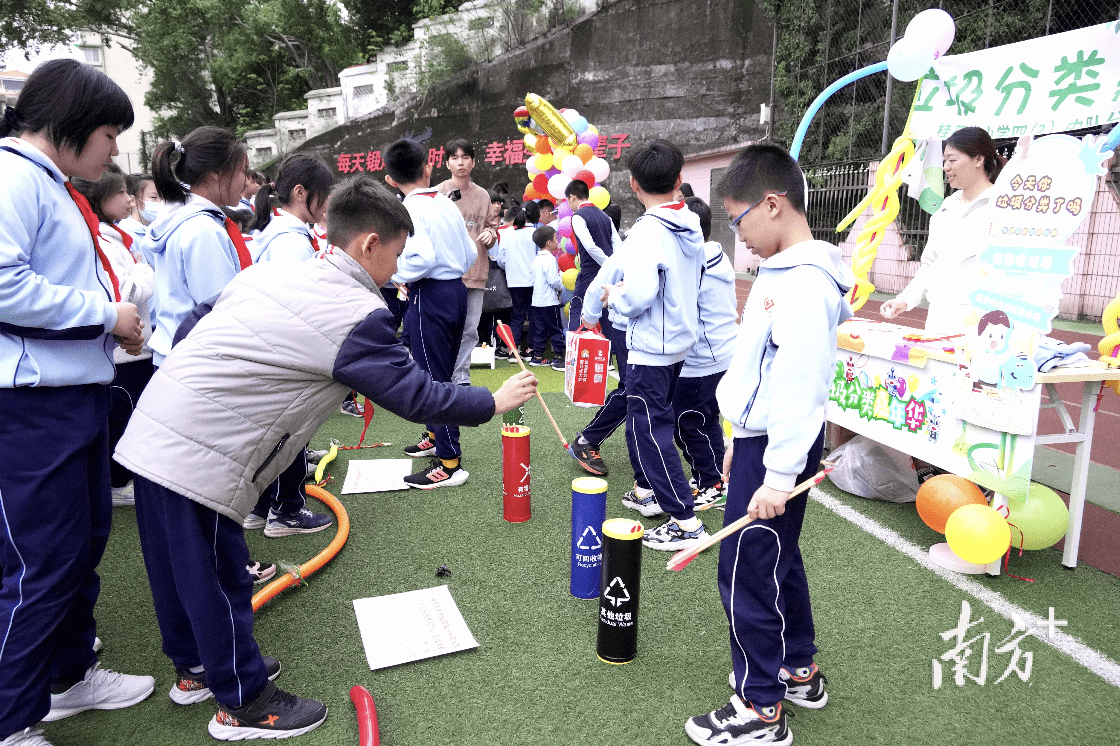 学生环卫常识大比拼，越秀垃圾分类“最美光景线”表态