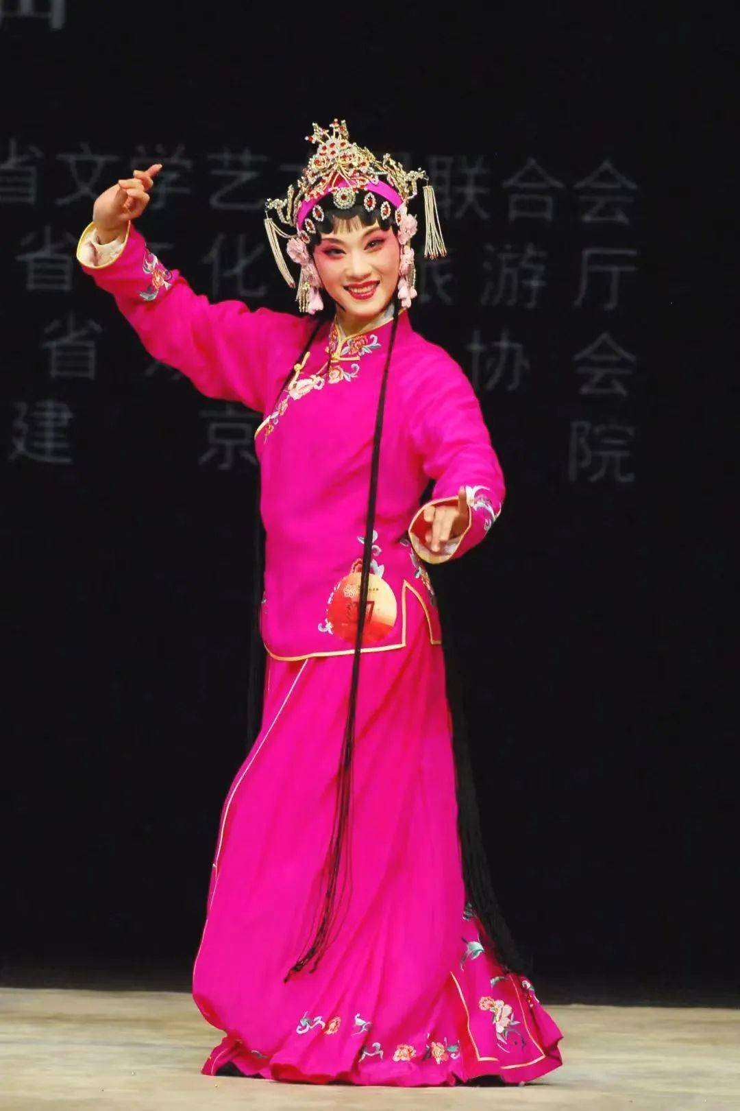莆田喜摘17朵"水仙花"_戏剧_艺术_三等奖