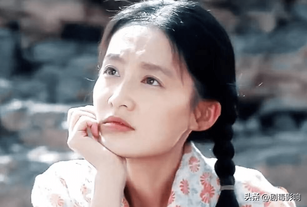 陈晓李沁的时代焕新大剧《人生之路》引热议,高加林的抉择太真实_刘