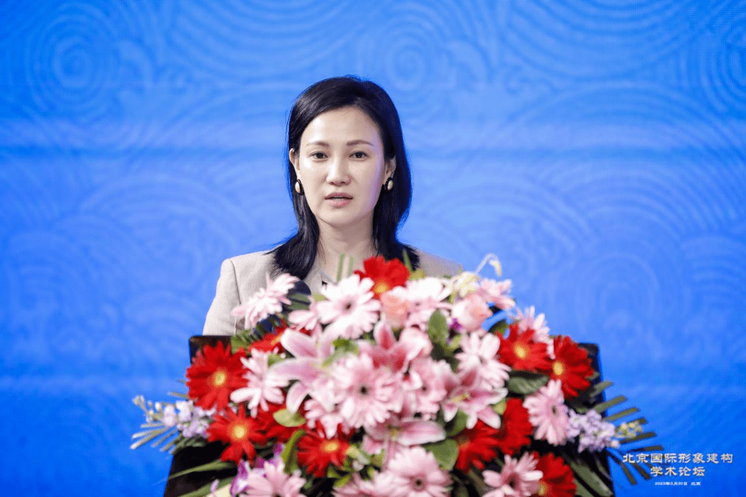 中国新闻社副总编辑兼中国新闻网总裁 俞岚俞岚在致辞中结合中新社