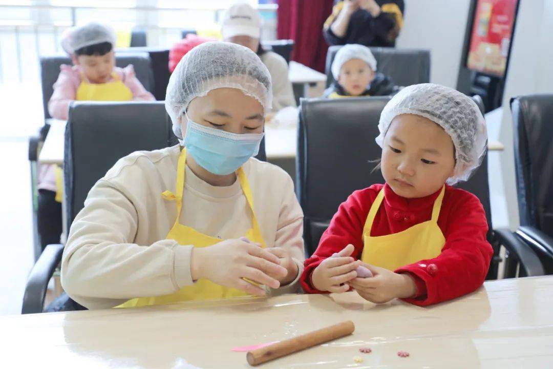 新时代文明实践丨捏面燕,传习俗!