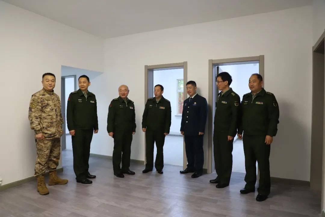 【新闻】河南省平顶山军分区举行公寓住房调整分配钥匙发放仪式_保障