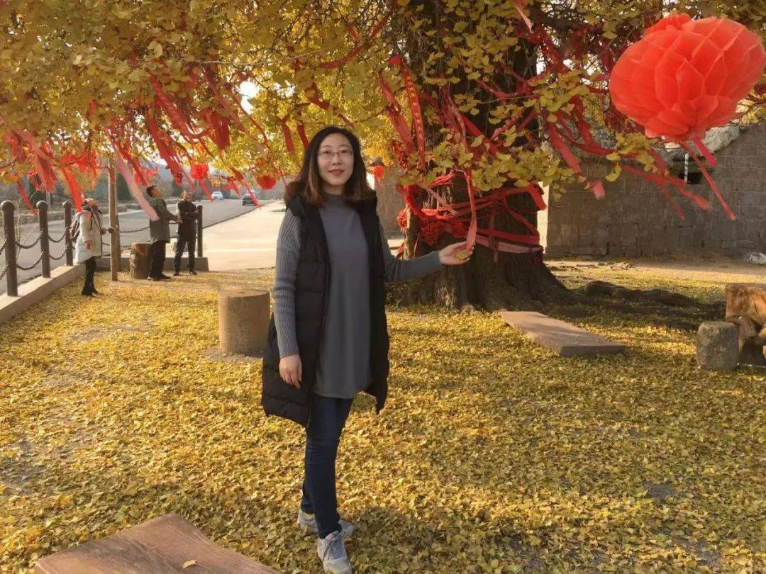 卢英杰威海市美术家协会会员.