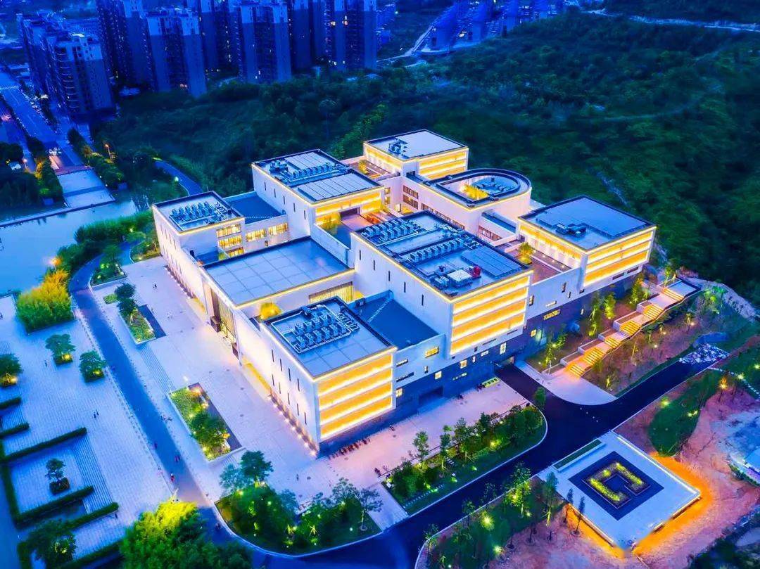 市儿童公园,市图书馆,东源县科技馆,龙川县绿油花果树小镇,紫金县大