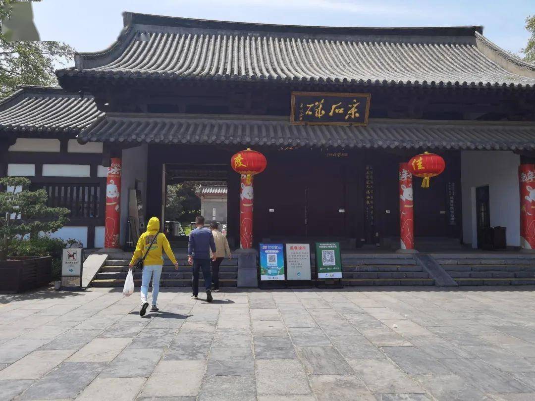 更方便游客进入景区目前已正式对游客开放也就是以前的老大门采石矶