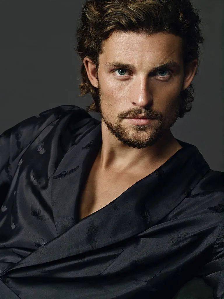 荷兰超模男神 wouter peelen 三胎了!_孩子_眼睛_男人