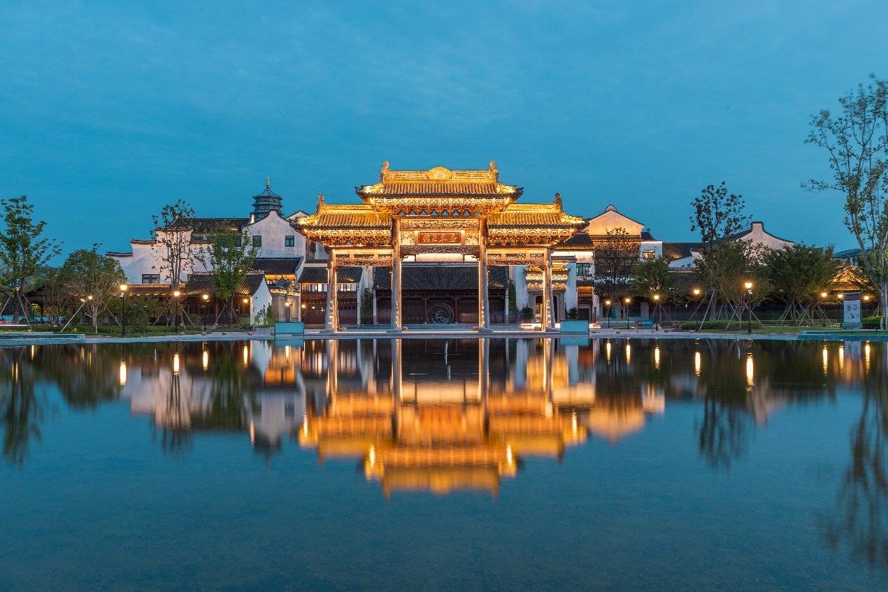 毛衫小镇再蝶变:濮院时尚古镇从产业高地到时尚先锋的全链路迭代_时装