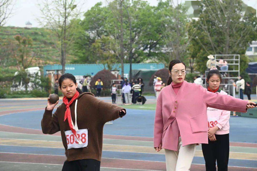 "迎亚运,向未来"——义乌市黎明湖小学第八届田径运动会_成功_运动