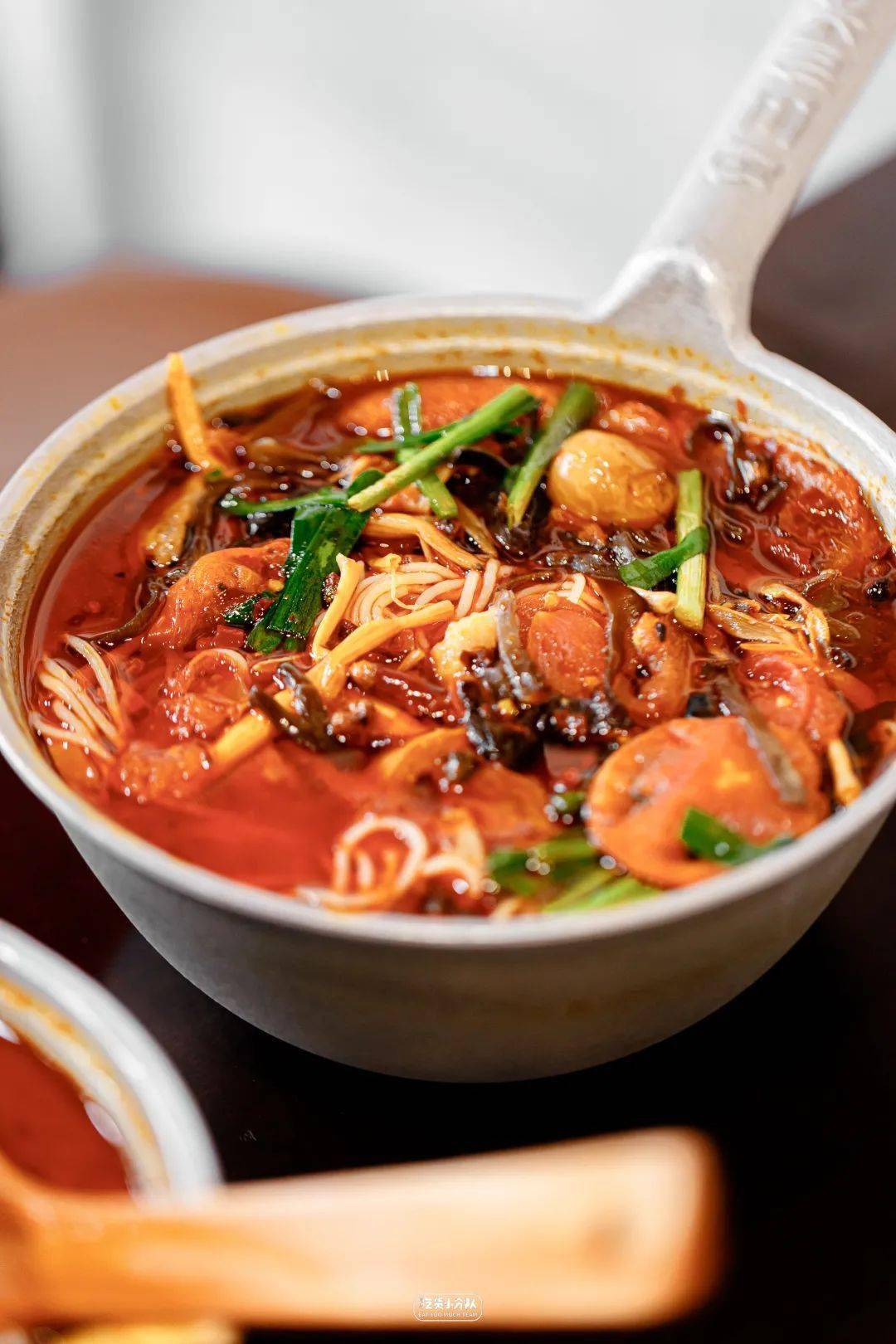 上海首家「水瓢米线」,从川渝火过来的!_豆沙_店里_曾三仙