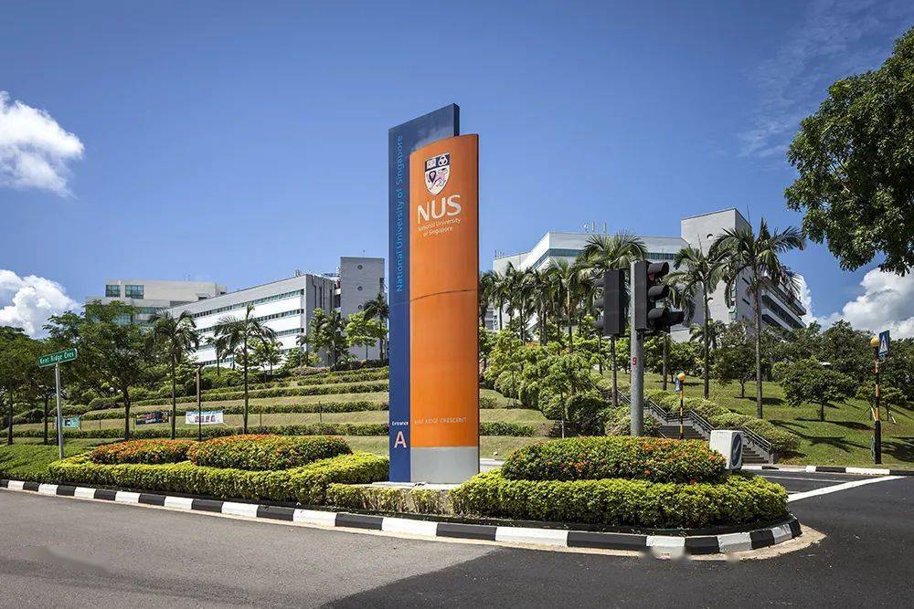 学院麻省理工学院第一任系主任魏尔受到的是巴黎工艺美院的传统建筑