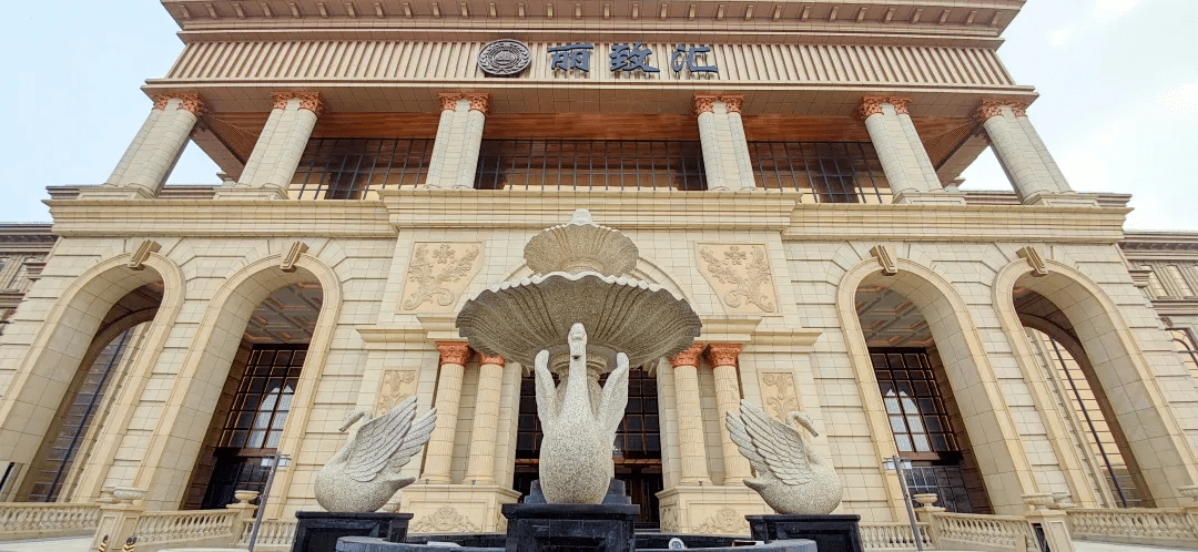 7474 铜锣湾中心商业运营团队进驻千灯湖丽致汇广场,项目拥有"