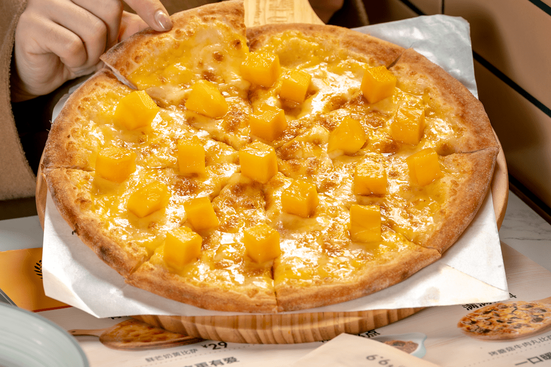 鲜芒奶黄比萨「卢家妈妈」西餐界的性价比之王.