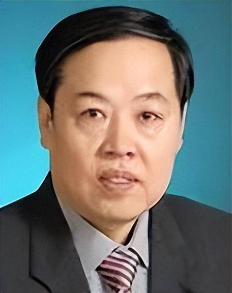 4月15日,长治二院神经外科邀请北京专家杨俊坐诊,手术_治疗_疾病_脊髓