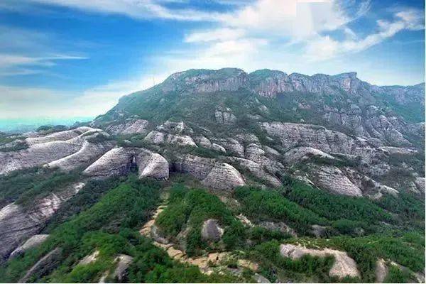 全国环卫工人,平江石牛寨邀您免费游啦!_悬崖_玻璃_景区