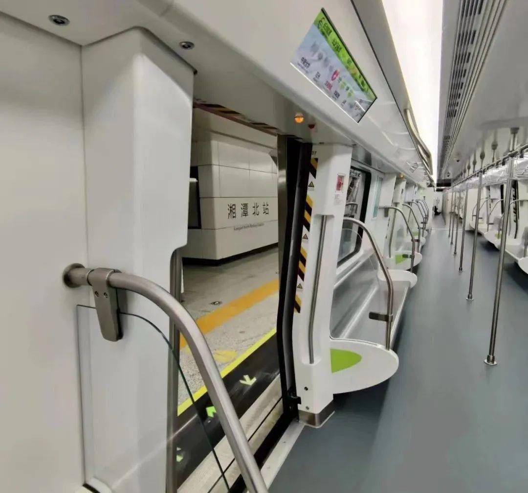 湘潭地铁运营时间曝光!现场实拍,从九华坐着地铁去长沙!